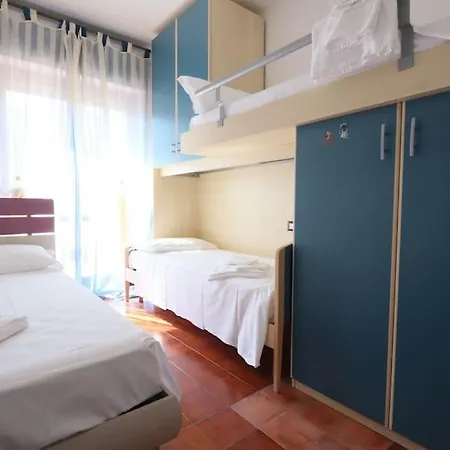 Modernshore - Attico Sul Mare Apartment *