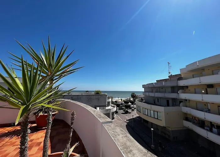 Modernshore - Attico Sul Mare 아파트 알바아드리안티카